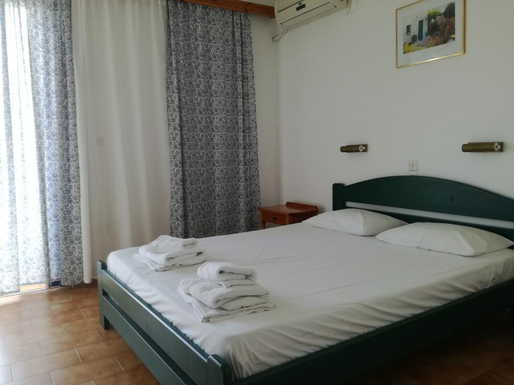 Pericles Studios Agia Marina  Экстерьер фото